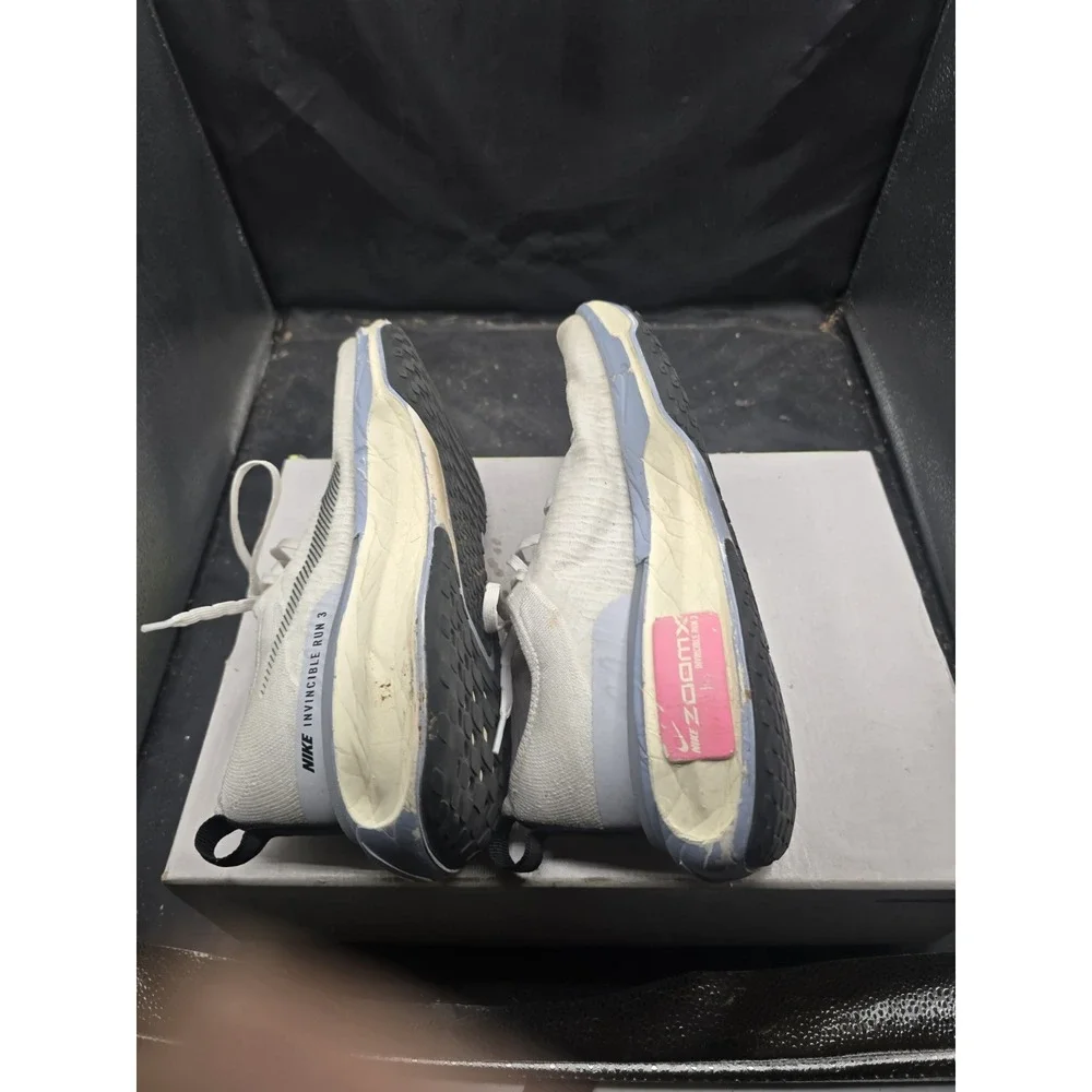 Women Nike Invincible‎ Run3